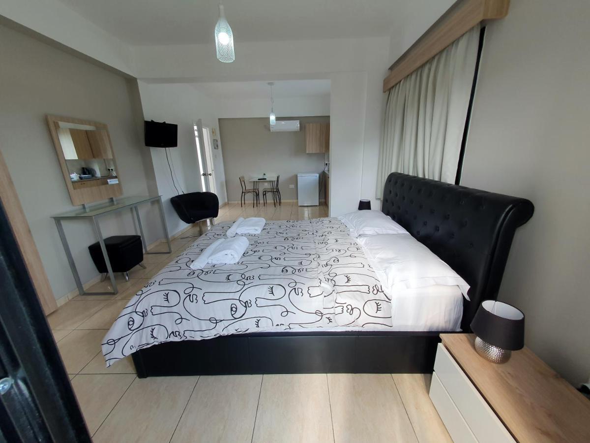 Valentina Apartments Paphos Eksteriør bilde