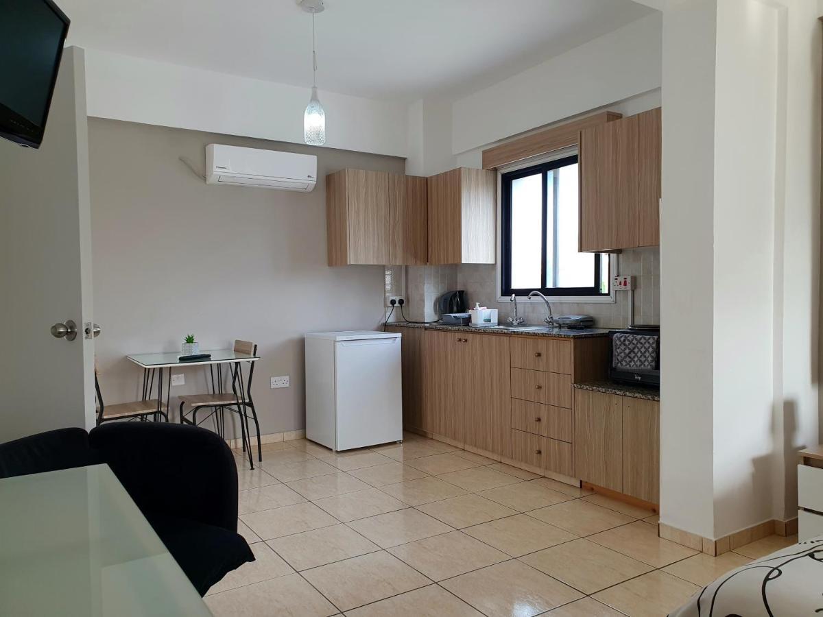 Valentina Apartments Paphos Eksteriør bilde