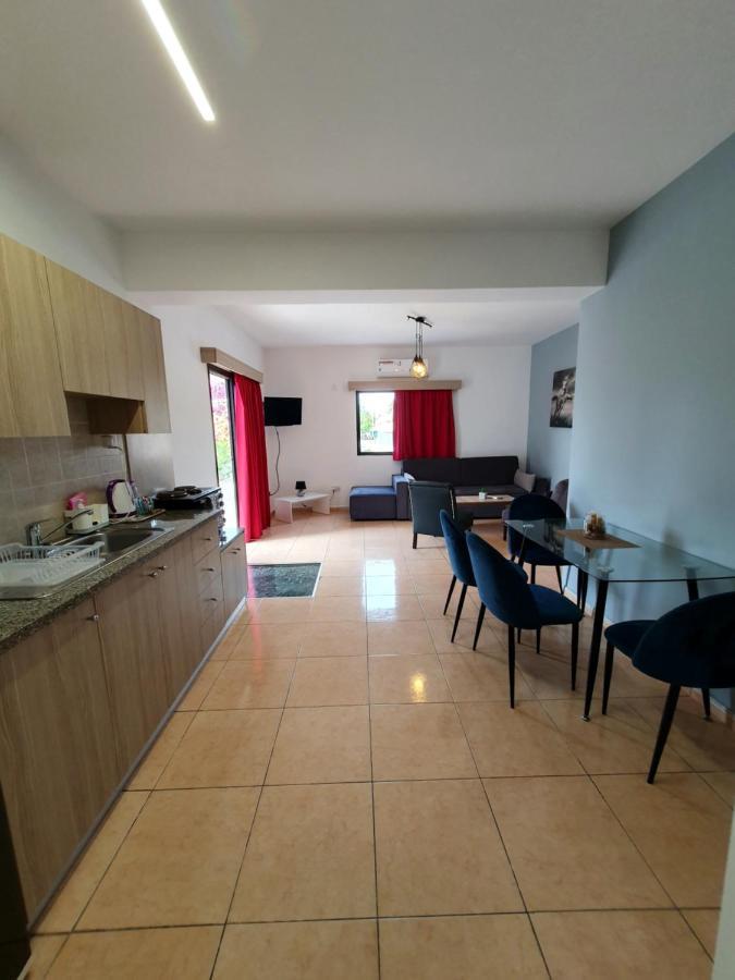 Valentina Apartments Paphos Rom bilde